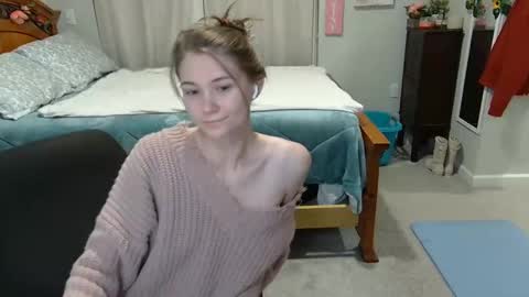 Katy online show from February 24, 2025, 4:16 am