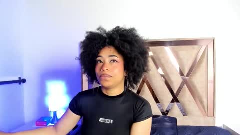 katyortiz online show from September 23, 2025, 11:46 am