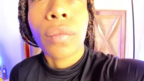 katyortiz online show from December 1, 2025, 11:37 am