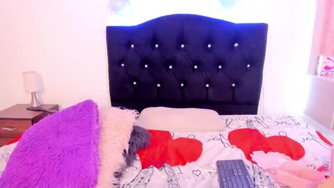 Katyy online show from March 11, 2026, 4:35 pm