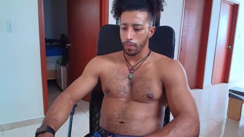 Snapshot of kaurilop chatting on December 26, 2024, 4:58 pm Kauri Lop online show from December 26, 2024, 4:58 pm