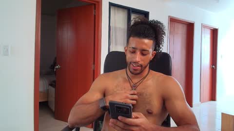 Snapshot of kaurilop chatting on January 10, 2025, 3:58 pm Kauri Lop online show from January 10, 2025, 3:58 pm