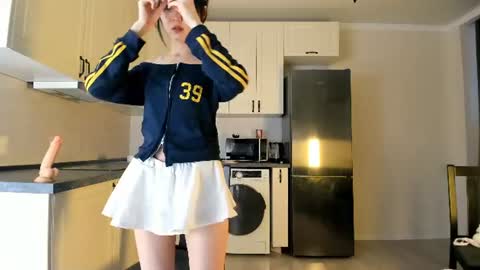 mai online show from June 30, 2026, 1:34 pm