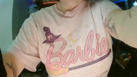 Snapshot of kawaiicvnt420 chatting on November 20, 2025, 5:23 pm kawaiicvnt420 online show from November 20, 2025, 5:23 pm