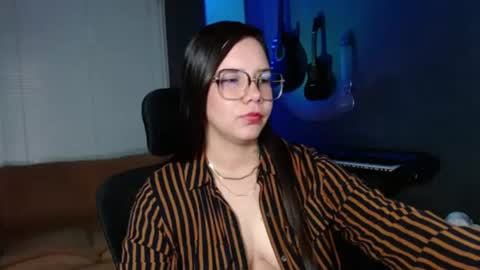 Kay online show from June 25, 2026, 5:50 pm