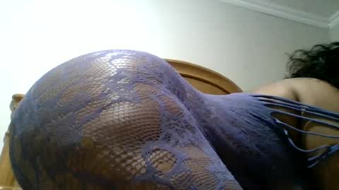 Snapshot of kay_yarms chatting on July 18, 2026, 3:27 pm kay_yarms online show from July 18, 2026, 3:27 pm