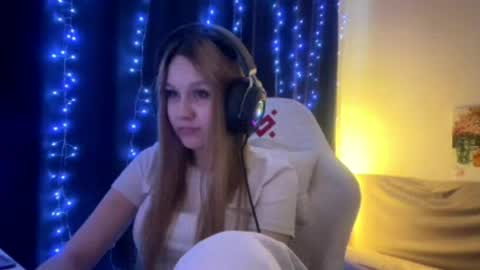 Amia online show from May 21, 2026, 5:36 am