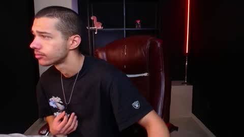 KaydenDrew online show from February 12, 2026, 5:13 am