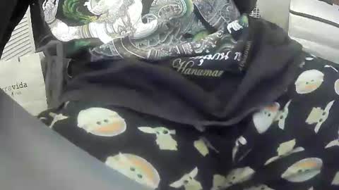 Snapshot of kayishard chatting on December 5, 2024, 9:28 pm KayisHard online show from December 5, 2024, 9:28 pm