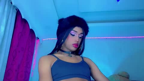 kayla_sexx online show from April 25, 2026, 2:03 am