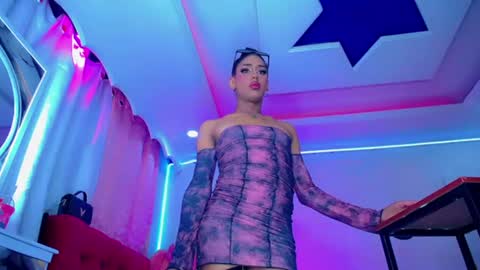 Snapshot of kayla_sexx chatting on June 19, 2026, 2:05 am kayla_sexx online show from June 19, 2026, 2:05 am