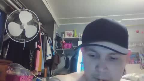 M and K online show from April 8, 2026, 4:12 am