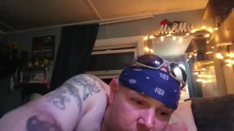 M and K online show from May 14, 2026, 5:03 am