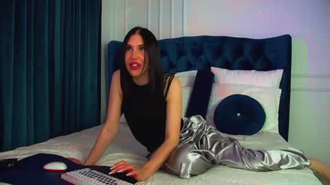 Snapshot of kaylamous chatting on July 17, 2026, 6:46 pm Kayla online show from July 17, 2026, 6:46 pm