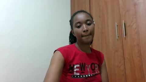 Snapshot of kaylar005 chatting on June 15, 2026, 4:31 pm kaylar online show from June 15, 2026, 4:31 pm