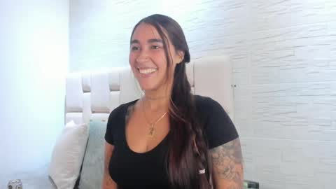 kaylee_scott_ online show from April 22, 2026, 7:37 pm