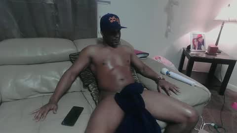 kaylee kakes online show from February 10, 2025, 8:21 pm