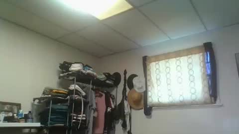 kaylee kakes online show from October 20, 2025, 4:51 pm