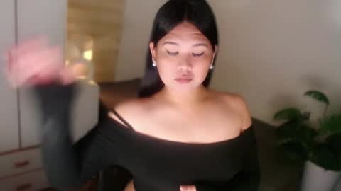 Snapshot of kayleepinay chatting on June 18, 2026, 3:38 pm Y O U R F U T U R E K A Y L E E online show from June 18, 2026, 3:38 pm