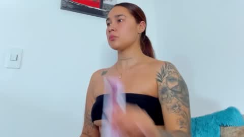 Snapshot of kayleescott1 chatting on November 11, 2025, 5:46 pm Kaylee Scott online show from November 11, 2025, 5:46 pm