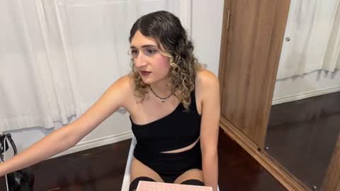 Snapshot of kayleesims_ chatting on June 21, 2026, 1:30 am Kaylee Sims online show from June 21, 2026, 1:30 am