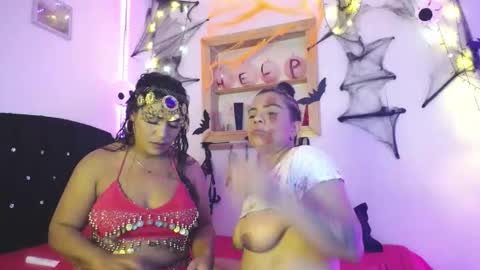 Snapshot of kaylie_and_dakota_ chatting on November 1, 2025, 12:34 am kaylie and dakota online show from November 1, 2025, 12:34 am