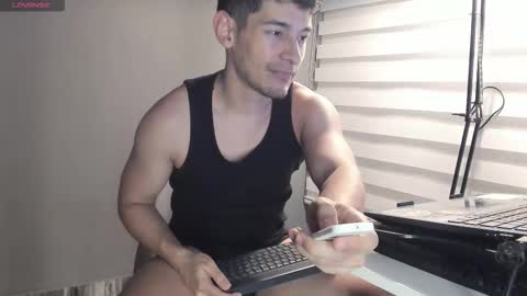 Snapshot of kayn_kalo chatting on December 18, 2025, 2:06 am Kayn online show from December 18, 2025, 2:06 am