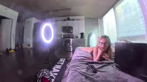 Snapshot of kaythepetiteblonde chatting on April 3, 2026, 5:22 pm kaythepetiteblonde online show from April 3, 2026, 5:22 pm