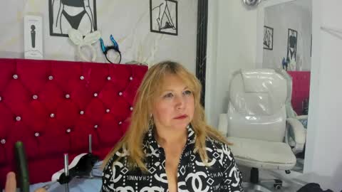 Snapshot of kazsandrah chatting on June 6, 2026, 5:23 am KAZSANDRAH online show from June 6, 2026, 5:23 am