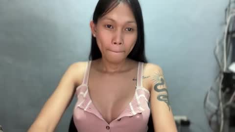 Its me Cora online show from April 8, 2026, 10:04 am