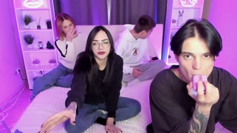 Snapshot of kebesheska chatting on January 27, 2025, 8:07 am Seb Polly Roxy Jonny online show from January 27, 2025, 8:07 am