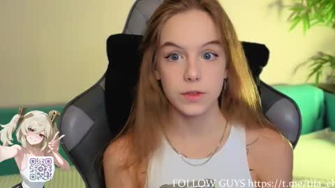 Snapshot of kebesheska chatting on November 9, 2025, 8:56 am Seb Polly Roxy Jonny online show from November 9, 2025, 8:56 am