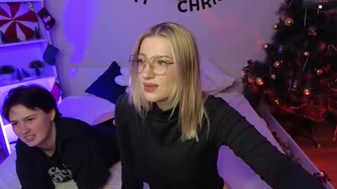 Snapshot of kebesheska chatting on January 16, 2026, 8:46 pm Seb Polly Roxy Jonny online show from January 16, 2026, 8:46 pm