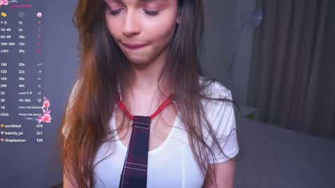 Snapshot of keenakosbab chatting on May 19, 2026, 1:56 am Lulu online show from May 19, 2026, 1:56 am
