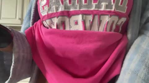 Snapshot of keephimcum69me chatting on September 18, 2025, 3:25 pm Keephimcum69me online show from September 18, 2025, 3:25 pm