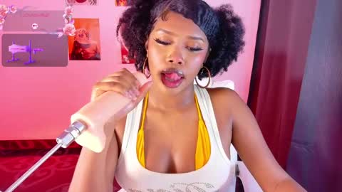 Snapshot of kehlannis_ chatting on May 9, 2026, 6:13 pm Kehlannis online show from May 9, 2026, 6:13 pm