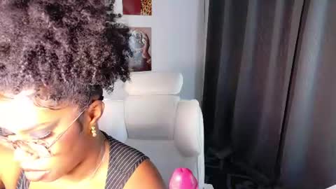 Snapshot of kehlannis_ chatting on July 15, 2026, 6:46 pm Kehlannis online show from July 15, 2026, 6:46 pm