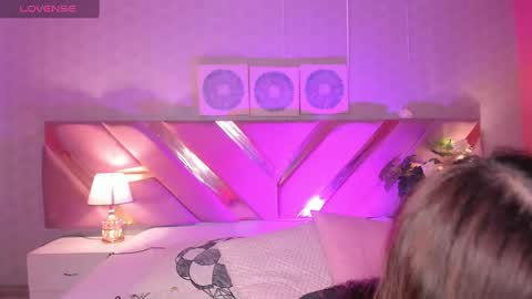 Keidance online show from January 7, 2025, 7:17 pm