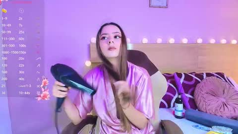 Keidance online show from October 11, 2025, 9:13 pm