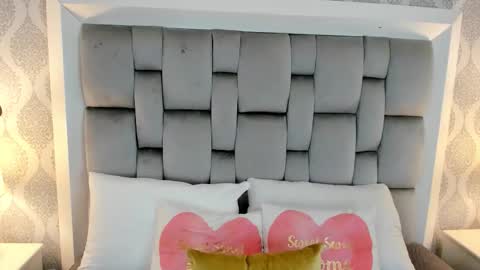 Keiira Fox online show from January 14, 2026, 11:16 am