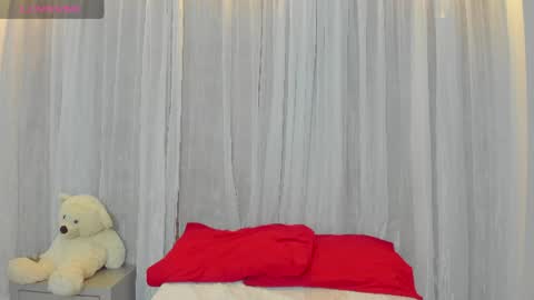 Snapshot of keila_mendoza chatting on July 12, 2026, 8:11 pm Keila online show from July 12, 2026, 8:11 pm