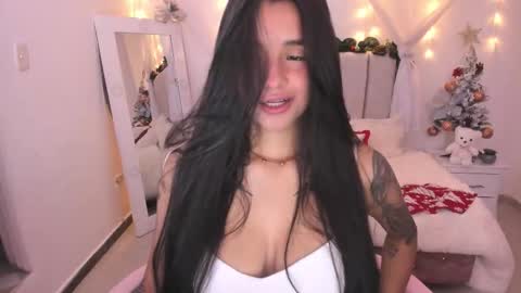 Snapshot of keilaa_ chatting on November 19, 2025, 8:20 pm Daniela online show from November 19, 2025, 8:20 pm