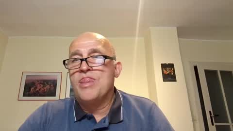 keilie1 online show from May 17, 2026, 8:38 pm