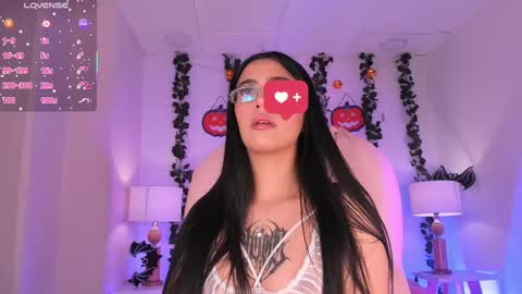 KEILY  online show from October 11, 2025, 4:55 am