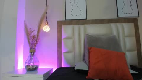 Keimy Wilde online show from February 15, 2026, 3:42 pm