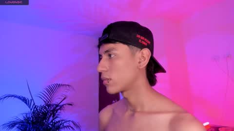 Snapshot of keiner_smith chatting on October 2, 2025, 6:42 am Alejandro Gonzalez online show from October 2, 2025, 6:42 am