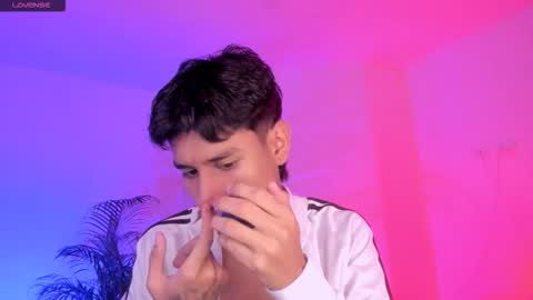 Snapshot of keiner_smith chatting on October 5, 2025, 3:49 am Alejandro Gonzalez online show from October 5, 2025, 3:49 am