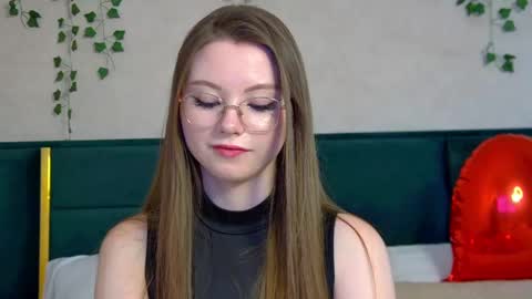 Keira online show from February 15, 2025, 7:17 pm