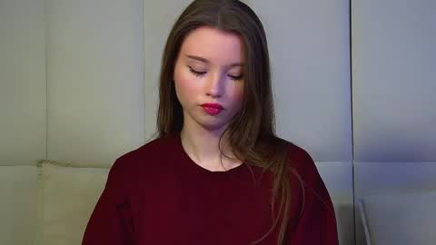 Keira online show from April 28, 2026, 6:13 pm