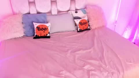 Snapshot of keisy_2 chatting on October 7, 2025, 2:58 pm Keisy online show from October 7, 2025, 2:58 pm